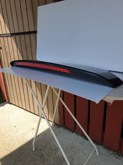 lotka spoiler lancia delta III 2011 rok lampa stop