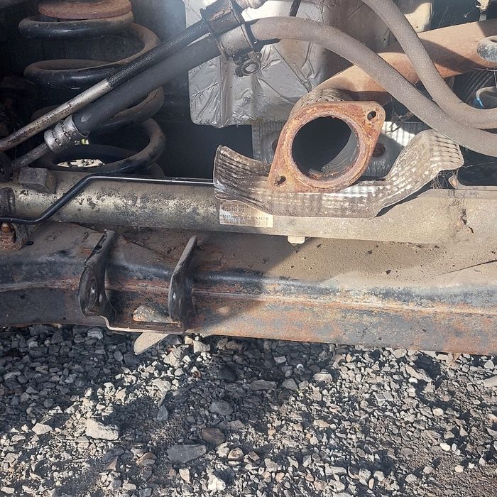 Zawieszenie przednie movano master 08rok