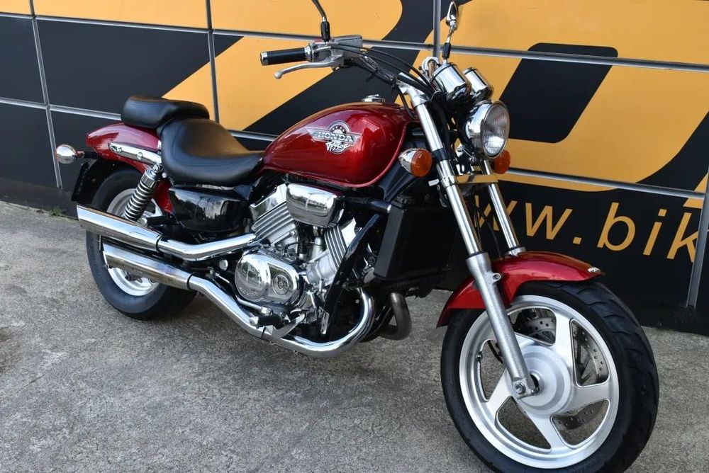 Honda VF VF 750 C MAGNA 1997 EUROPA  Bezwypadkowy RATY