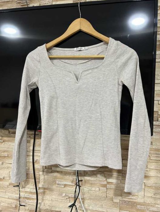 легенька кофтинка