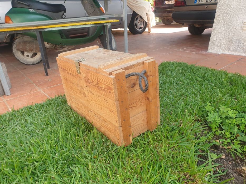 Caixas madeira fábrica da pólvora Grande