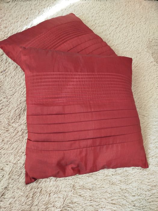 Подушки на диван, кровать