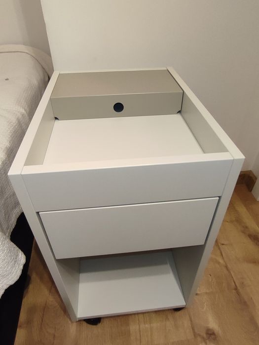 Komoda pod biurko lub nocna szafka na kółkach Ikea Tonstad biała 35 sz