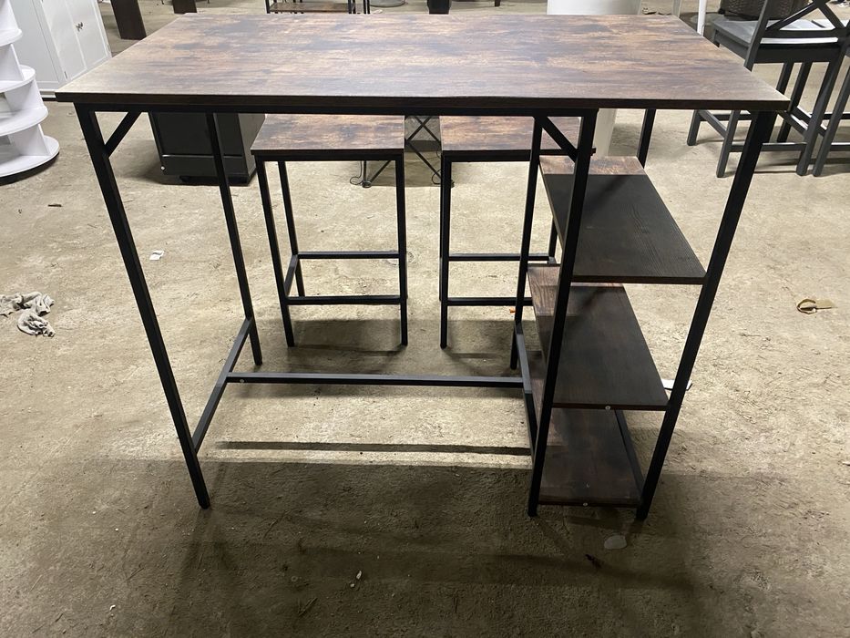 Zestaw mebli domowych stół 2 hokery