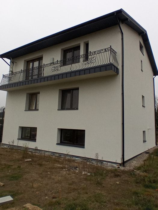 Dekarz - Naprawa Dachów, Krycie, Obróbki | Szybkie Terminy 2026