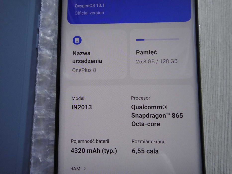 OnePlus 8  5G  128/8Gb.