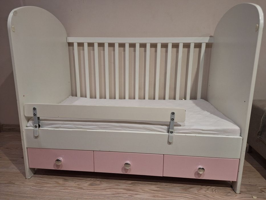 Łóżeczko dla dziewczynki