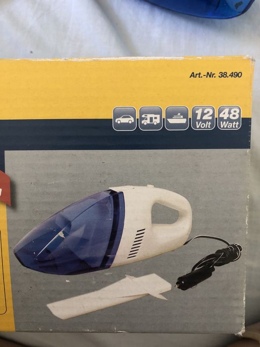 Aspirador de mão para o carro