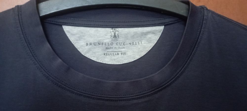 Продам мужскую футболку Brunello  Cucinelli