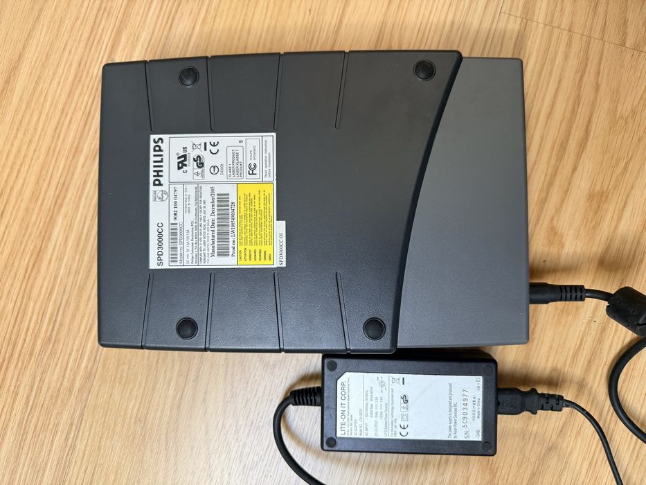 Gravador DVD Externo Philips 16x Double Layer USB
