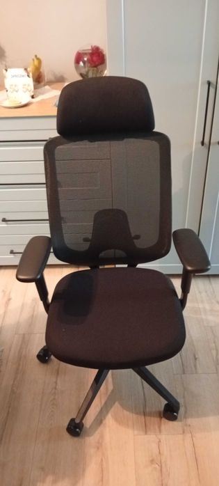 Fotel ergonomiczny Sense 7 Nakai z gwarancją