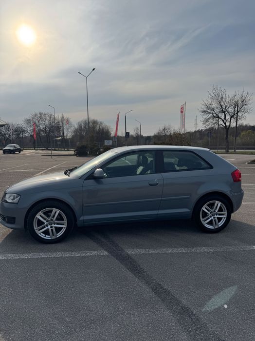 Audi A3 8P 2009R