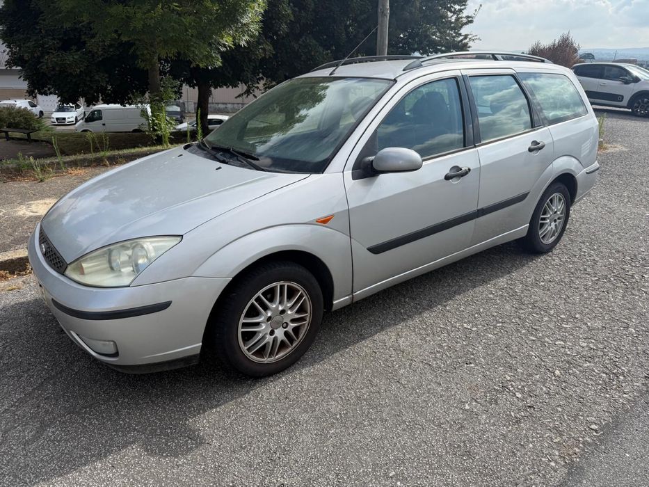 Ford Focus  2002 ( 1 dono )