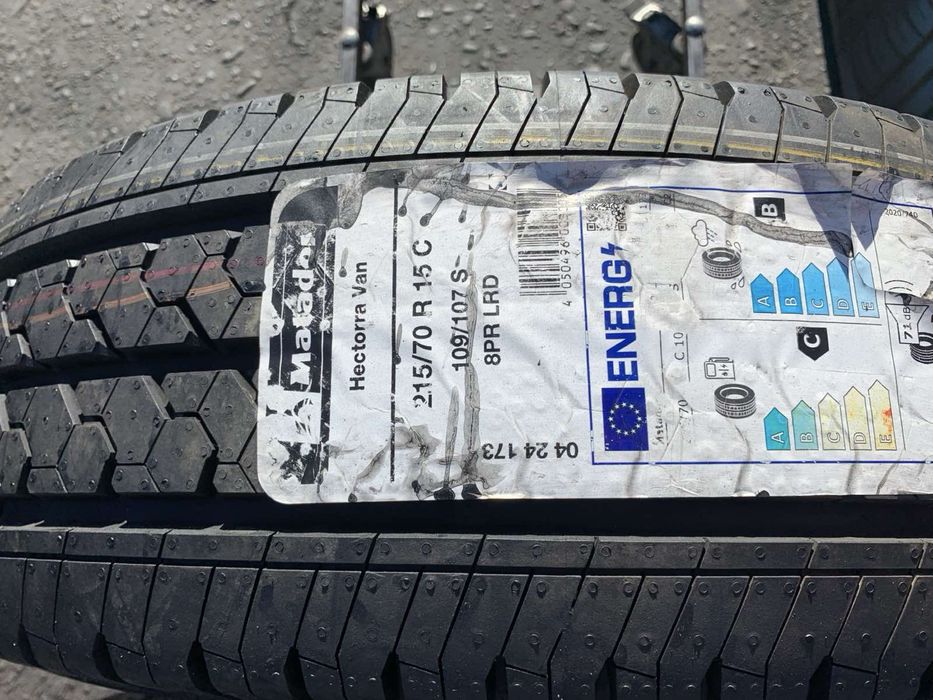 Шини нові 215/70 R15C пара Matador  215 70 15C