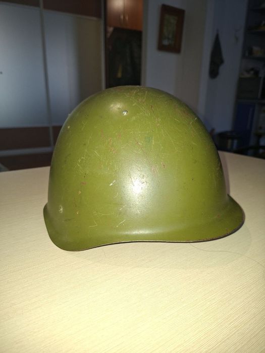 Каска военная СССР, в хорошем состоянии,.
