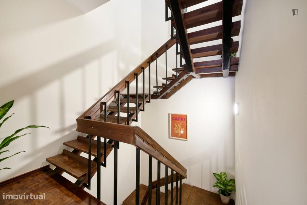 Quarto - localizado em Alvalade Lisbon