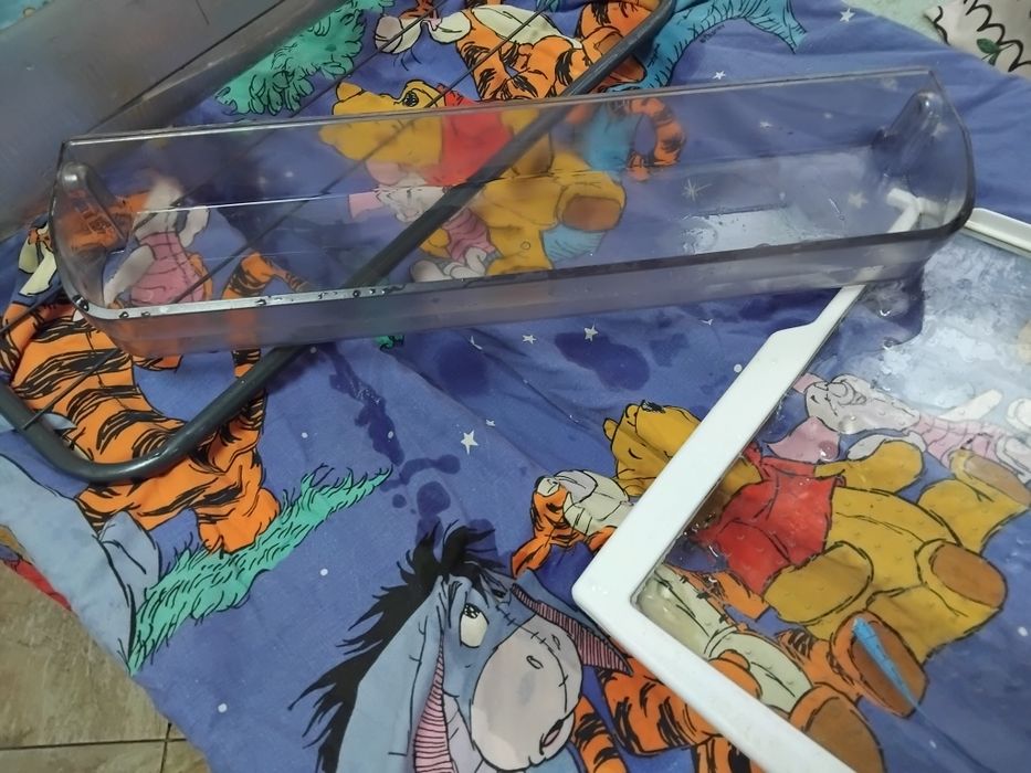 Полка для холодильника Ariston