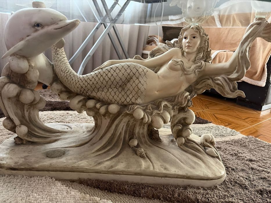 Mesa de sala de marfenite e vidro