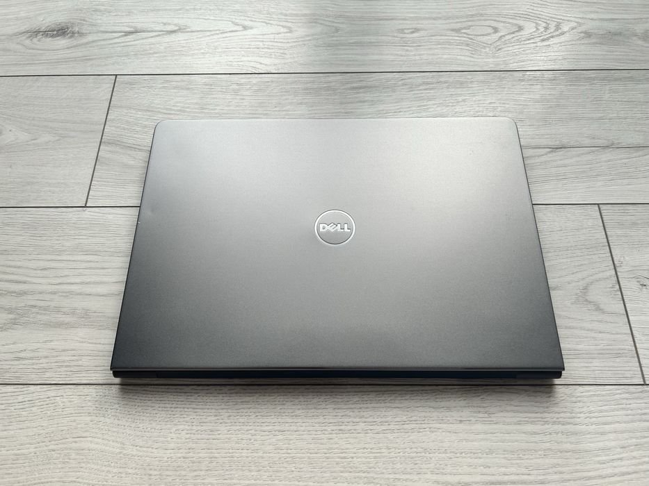 Laptop dell Vostro 14 5468 i5 7gen 8gb/256gb M.2 sata