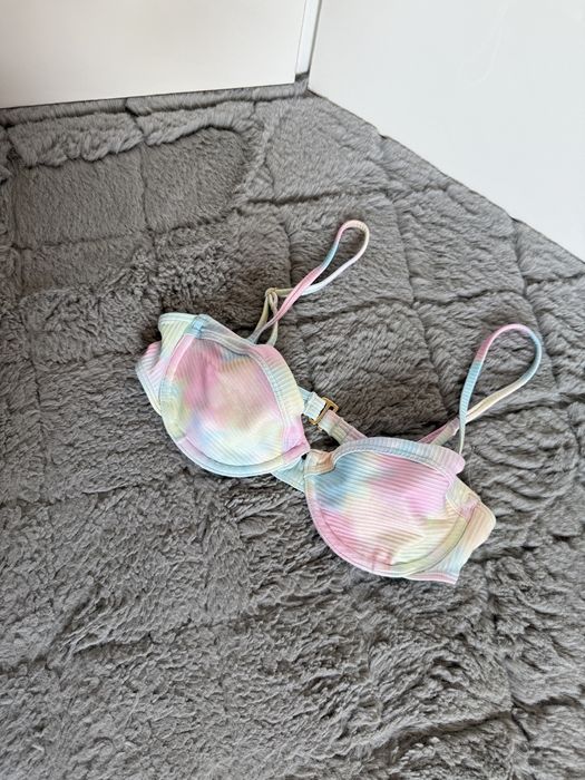 Góra od bikini góra od stroju kąpielowego Hollister r.XS
