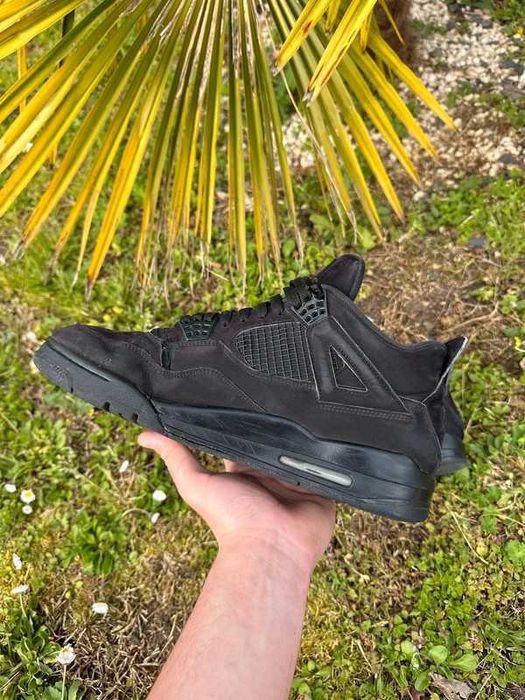 Iconic and Timeless Jordan 4 Retro Black 39