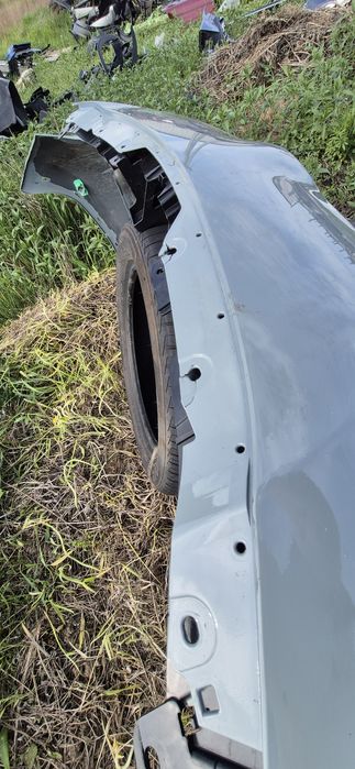 Бампер передній Тойота Яріс Toyota yaris