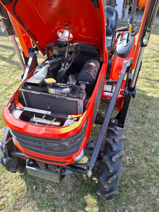 Ciągnik Kubota JB 15KM