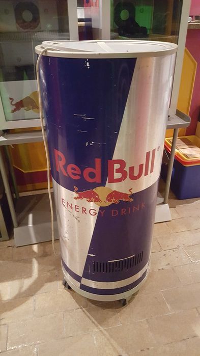 Mesa Bilhar Snoker com Painel para os Tacos - Frigorífico Red
