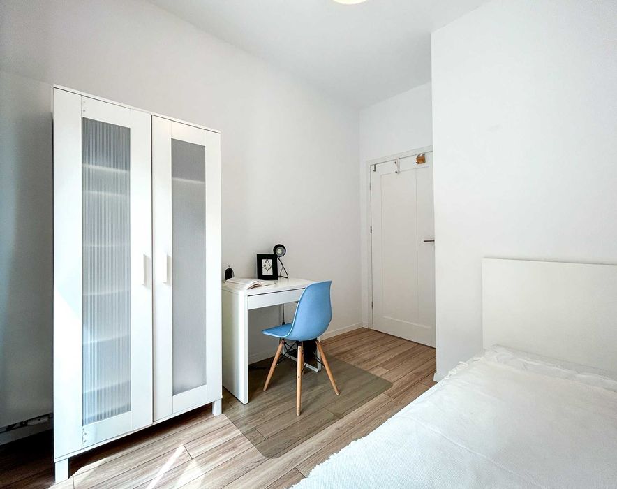 Krochmalna 58, pokój w centrum Warszawy, obok ronda Daszyńskiego