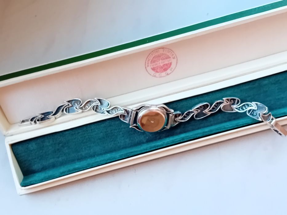 Часы Чайка в серебряном корпусе 925 с серебряным браслетом