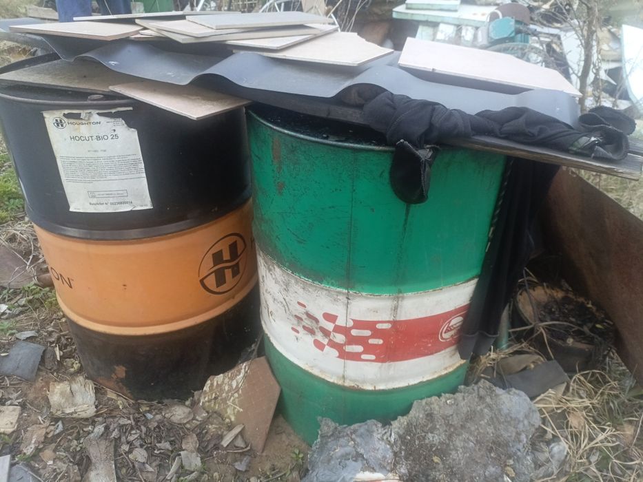 Sprzedam beczki po oleju przypalonym