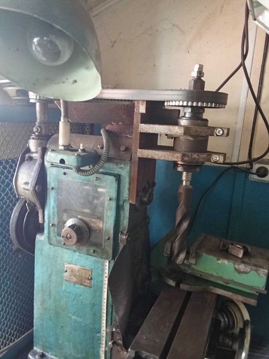 Фрезерный станок