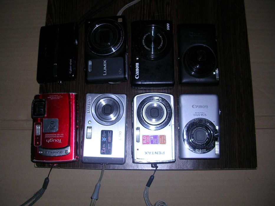 Aparat fotograficzny cyfrowy dla handlowca w pakiecie