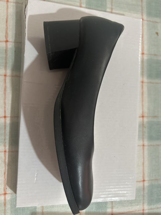 sapatos femininos do traje académico