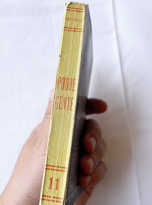 Livro Dostoiéwski – Pobre Gente Colecção Civilização – Série Amarela n.º 11