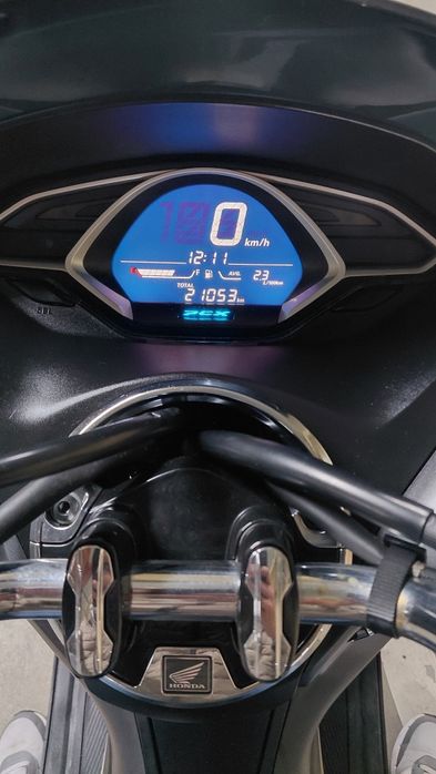 Honda pcx  2020 com revisão e pneus novos