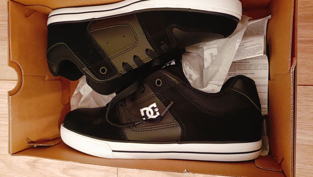 Buty   roz 38 *nowe*
