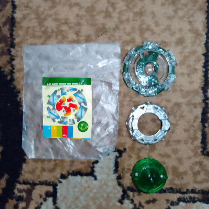 Продам Бейблейд зовсім нові