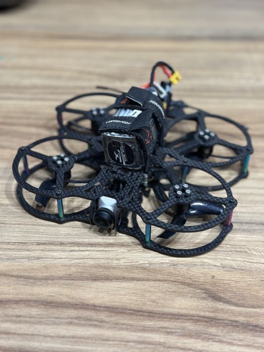 dron cinewhoop lumenier qav 2.5 freybott cyfra wizja dji + 16 pakietow