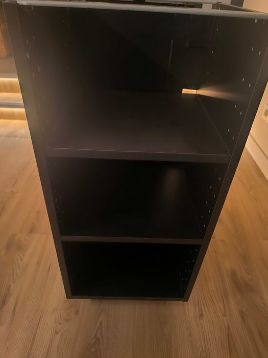 Módulo armário IKEA Metod preto sem porta