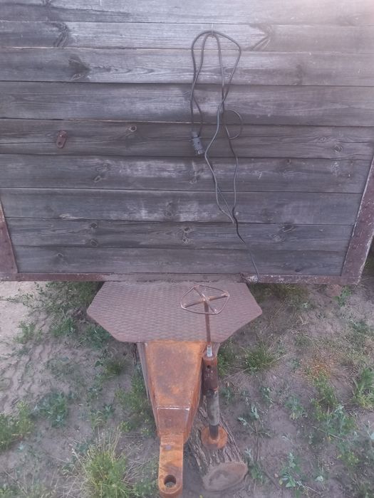 Przyczepka jednoosiowa