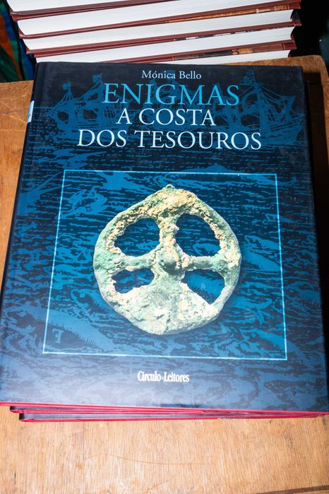 Coleção "Enigmas - Lugares Mágicos de Portugal", de Paulo Pereira