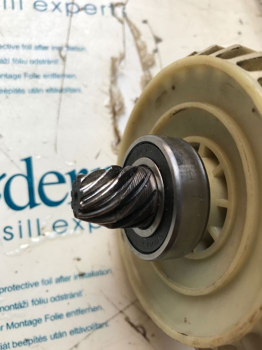 Двигатель электропилы Кентавр СП224