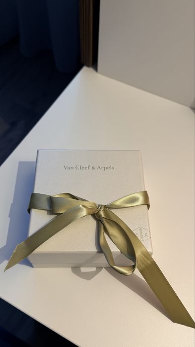 Van Cleef підвіска Alhambra