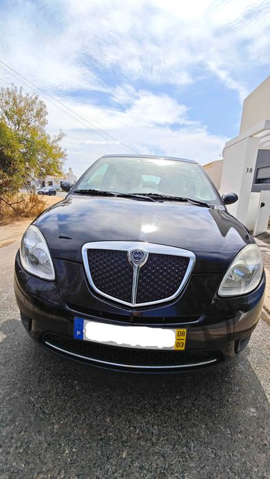 Lancia Ypsilon 1.2 motor Fire, em otimo estado.