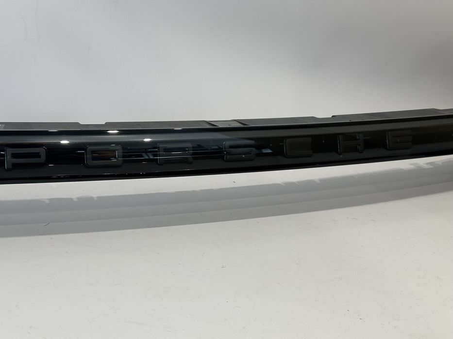 Porsche Cayenne фонарі задні фонарь оптка задня наявність 9Y094581AH