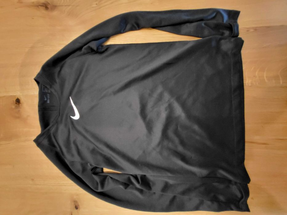 Koszulka termiczna Nike Czarna Rozmiar Junior M - jak nowa!