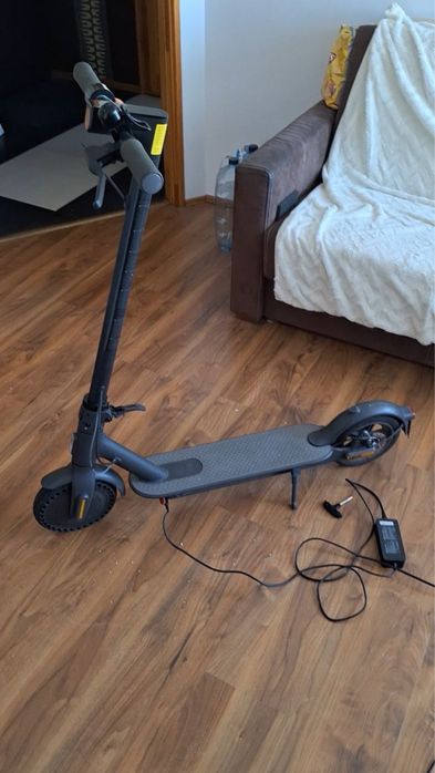 Mi Electric Scooter Essential Hulajnoga maksymalna prędkość 20km