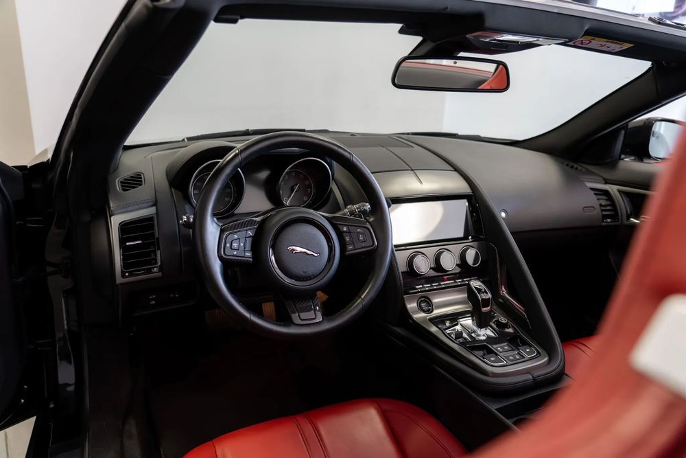 Jaguar F-Type Automatic R-Dynamic482926406120263687