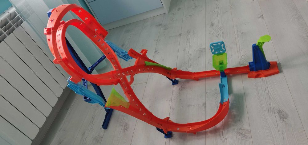 Tor Hot Wheels Ósemka